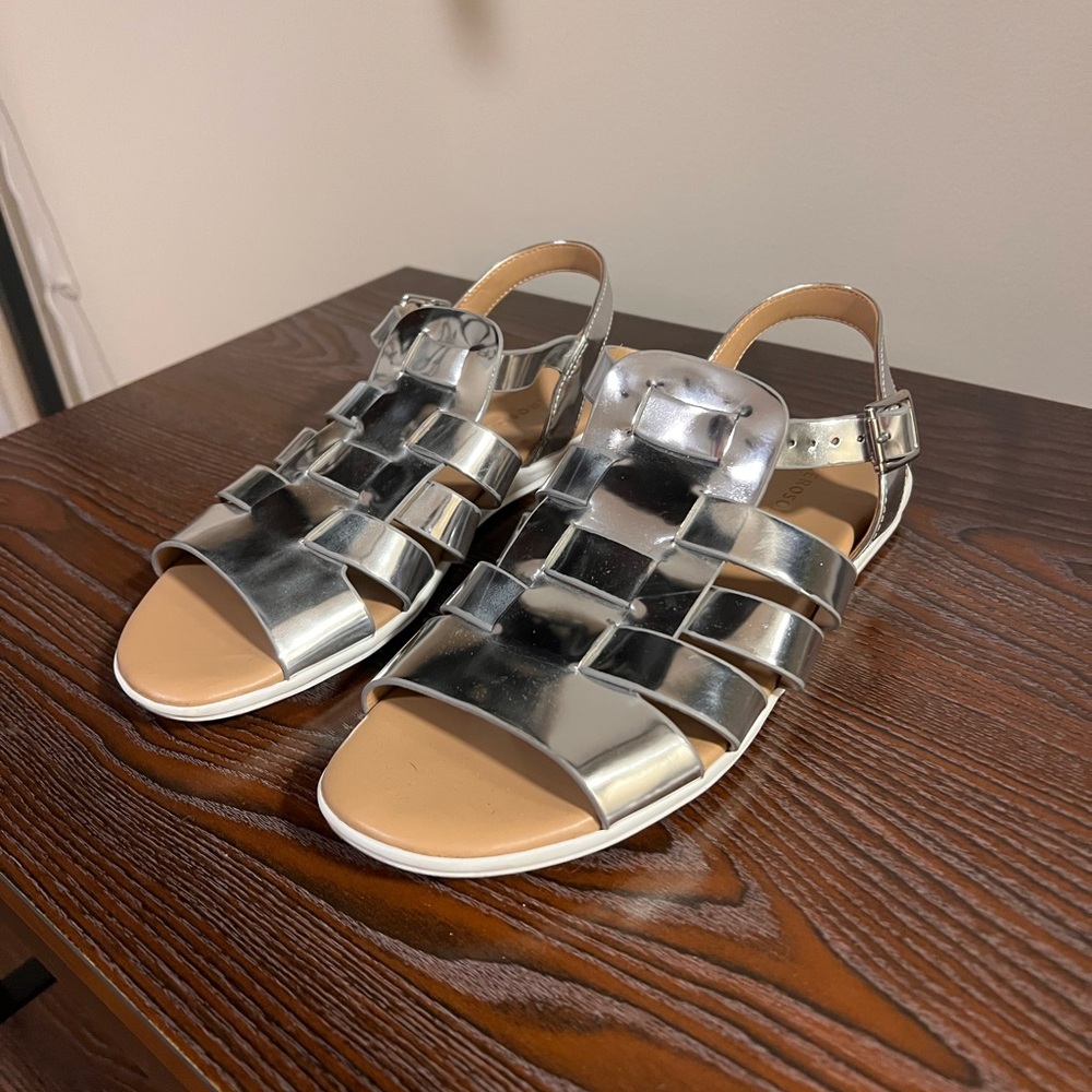 Franco Sarto Metallic silver sandals - women’s size 7